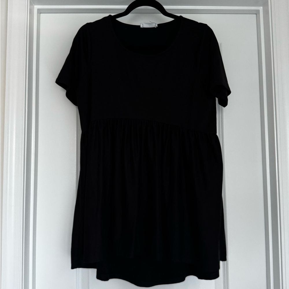 Zenana Soft and Stretchy Babydoll Tee Size Large